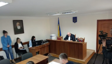 Суд установил новую дату выселения общины УПЦ из собора во Владимире