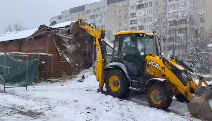 Львівська і Франківська ОВА відзвітували про повне знищення УПЦ в регіонах