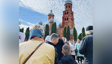 Community in Krasyliv holds prayer vigil outside their seized church