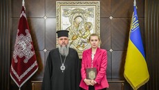 Ο Ντουμένκο συζήτησε «εκκαθάρισμα» από UOC με νέα διευθύντρια του μουσείου της Λαύρας
