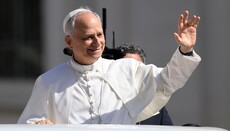 Pope Leo holds conversation with Putin