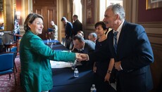 Ελένσκι: Χρηματοδοτώντας την Ουκρανία, οι ΗΠΑ προστατεύουν τη θρησκευτική ελευθερία