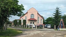 Біля протестантської церкви в Рівненській області побили співробітників ТЦК