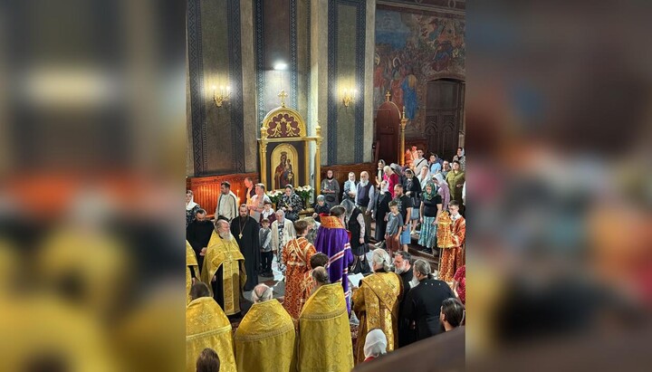 Chernivtsi’s Holy Spirit Cathedral prays for all persecuted for their faith