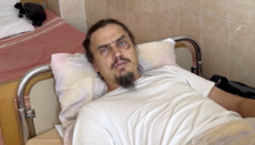 Ξυλοκοπημένος ιερέας από Τσερνιβτσί: Οι μαχητές δεν μας έδιωξαν καν, άρχισαν να μας χτυπούν αμέσως