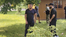 Aυτόπτες μάρτυρες: Κατά την κατάληψη στη Τσερνιβτσί, οι μαχητές της OCU μετέτρεψαν το ιερό σε τουαλέτα