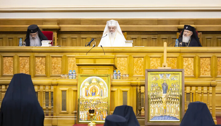 Робоче засідання Священного Синоду Румунської Православної Церкви. Фото: Пресслужба Румунського Патріархату