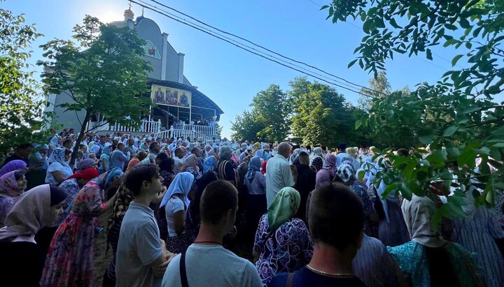 Participants of the procession to the Khreschatyk Monastery. Photo: UOJ