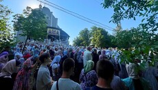 5 χιλιάδες πιστοί συμμετείχαν σε λιτανεία από το Τσερνιβτσί στο Κρεσάτικ