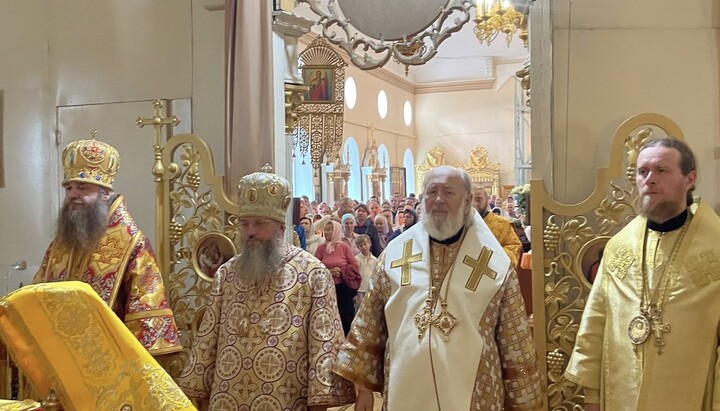 Four hierarchs of the UOC led the celebrations marking the 965th anniversary of the Yelets Monastery. Photo: Chernihiv Eparchy