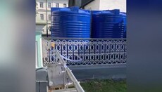 Священник спростував фейки про продаж святой води в Почаївській лаврі