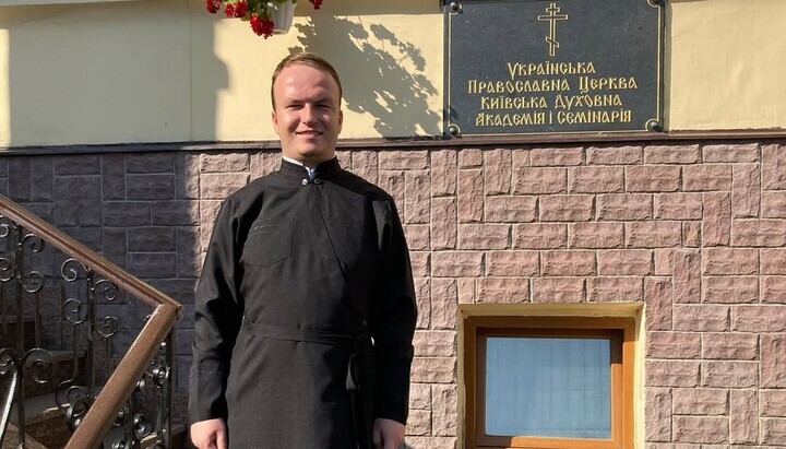 Detained seminarian Pavlo Vasylevskyi contacts his family