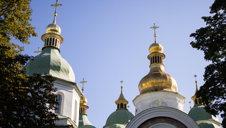 Незалежні від незалежності…