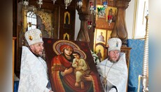 Στη Σβιατογκόρσκαγια Λαύρα αγίασαν αντίγραφο της θαυματουργής εικόνας της Θεοτόκου