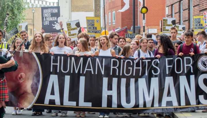 Youth at the "March for Life" in the UK. Photo: thecatholicherald.com