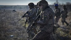 В Україні відбуваються безглузді вбивства з обох сторін, – понтифік