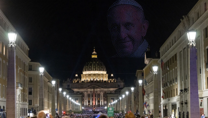 For the first time in history, a light show was staged above St. Peter’s Basilica in the Vatican. Photo: National Geographic