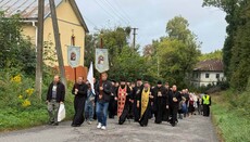 Στη Ροβένσκαγια επαρχία πραγματοποιήθηκε λιτανεία προς τη Μονή Δερμάνσκι.