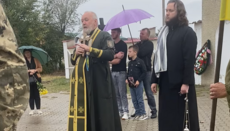 В Одесской области клирик ПЦУ устроил провокацию на похоронах воина ВСУ