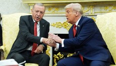 Τραμπ και Ερντογάν συζήτησαν τη δυνατότητα ανοίγματος θεολογικής σχολής στη Χάλκη
