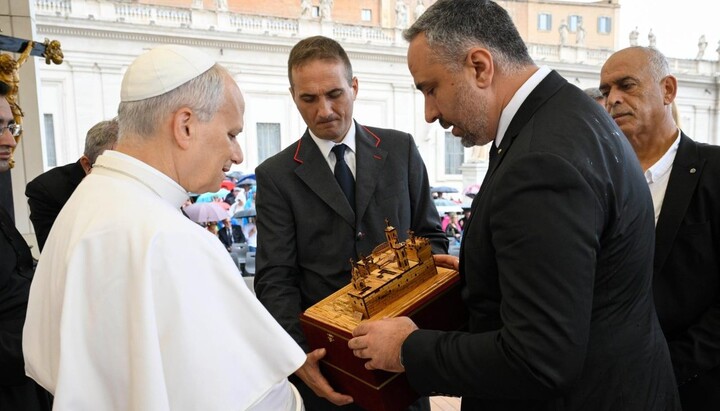Pontiff and Mayor of Bethlehem. Photo: Vatican Media