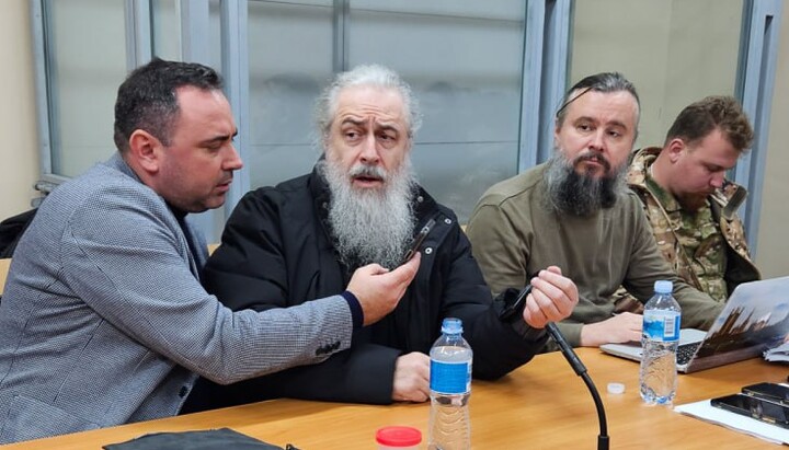 Metropolitan Arseniy in court. Photo: Sviatohirsk Lavra