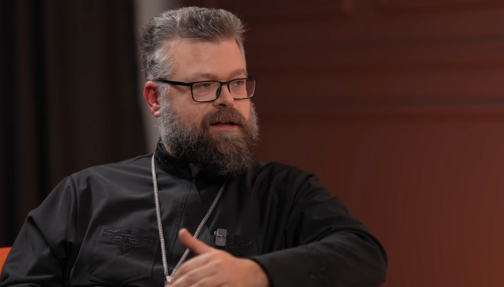 Κληρικός της ΠЦУ Ανδρέι Ντούντσενκο. Φωτογραφία: "Ορθόδοξοι Ανατολίτες"