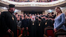 Στο Ρόβνο, ο Ντουμένκο πραγματοποίησε εορτασμούς στη μνήμη του «ιεράρχη», τον οποίο αποκαλεί πατέρα του.