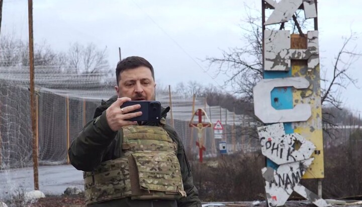 По уверениям КМИС, украинцы стали больше поддерживать Зеленского. Фото: ВВС