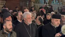Pashinyan's supporters attempt to storm Etchmiadzin Cathedral in Armenia