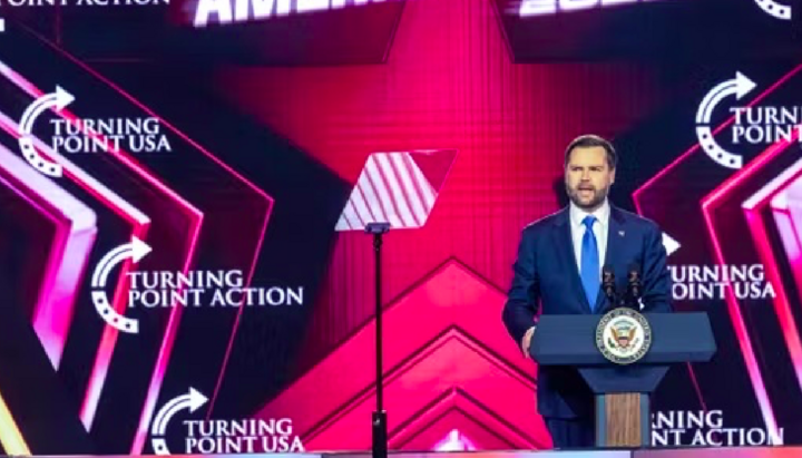 Вице-президент США Джеймс Дэвид Вэнс на конференции Turning Point USA. Фото: White House