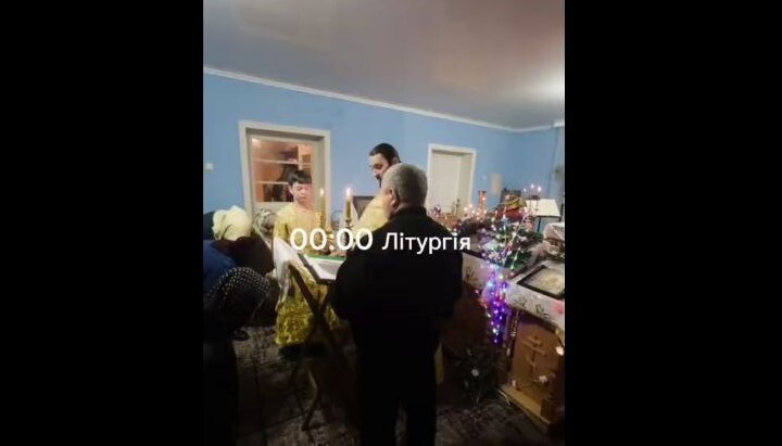 Нічна Божественна літургія в Дубовому. 1 січня 2026 р. Фото: СПЖ