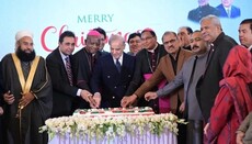 Pakistan's government first openly supports nationwide Christmas celebration