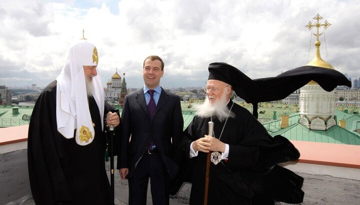 Патріарх Варфоломій у Кремлі з Патріархом РПЦ і президентом РФ. Фото: прес-служба Кремля