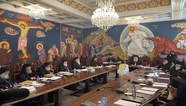 Στην Κύπρο συζητούν αλλαγές στο καταστατικό της Εκκλησίας λόγω υπόθεσης του μητροπολίτη Τιχικού