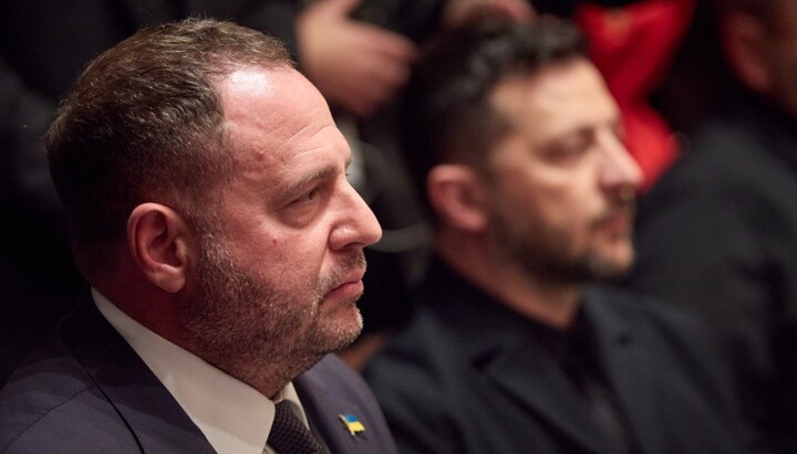 Yermak and Zelensky. Photo: eurotopics