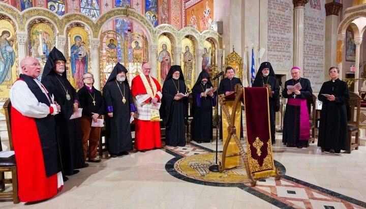 Celebrants of the prayer service at the Trinity Church of the Constantinople Church in the USA. Photo: orthodox observer