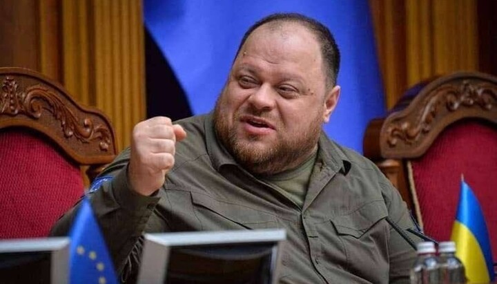 Ruslan Stefanchuk listened to the public. Photo: Parliament