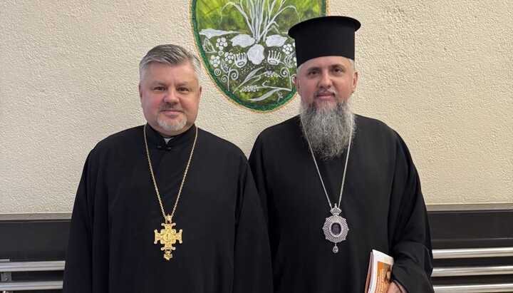 Cleric of the Orthodox Church of Ukraine in Warsaw S. Syrenko together with S. Dumenko. Photo: Syrenko's Facebook