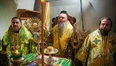 While Reserve cuts locks on churches, Dumenko "serves" in Lavra's Far Caves