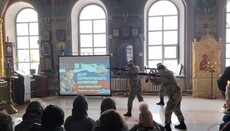 Η ΡΠΕ απέλυσε τον ηγούμενο, στον ναό του οποίου διοργάνωσαν παραστάσεις με όπλα
