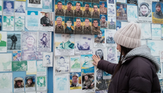 Україна перетворюється на країну вдів і сиріт, – CNN