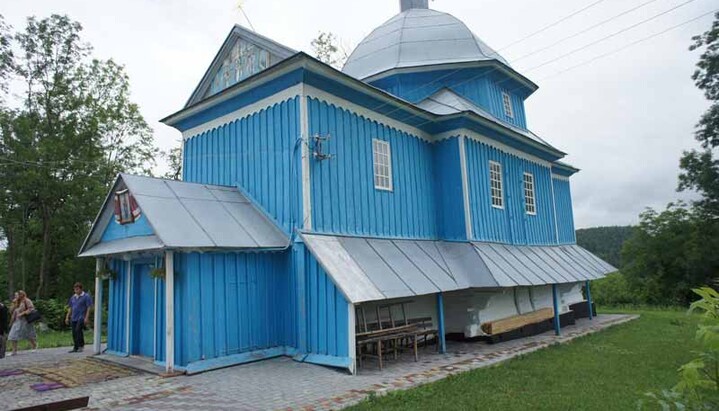Свято-Покровский храм Украинской Православной Церкви в селе Старый Почаев Кременецкого района. Фото: Почаевская духовная семинария