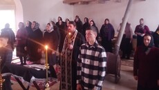 На гнаній парафії УПЦ у Заболотті звершили читання покаянного канону