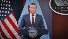 Міністр оборони США – армії: Бог простирає над вами свої руки