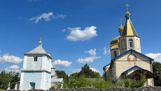 У Комарові храм УПЦ «мирно передали» ПЦУ в присутності наряду спецназу