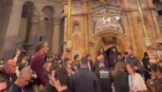 Η ΕΟΔ μεταδίδει ζωντανά τη τελετή αφής του Αγίου Φωτός στα Ιεροσόλυμα