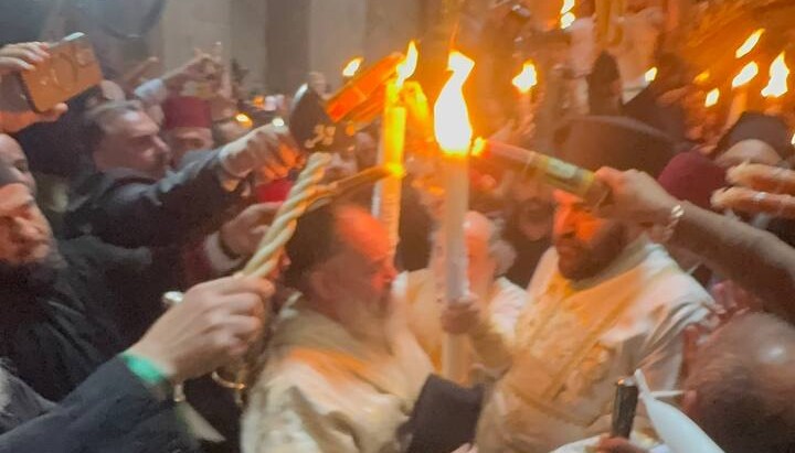 У Єрусалимі зійшов Благодатний вогонь. 11 квітня 2026 р. Фото: СПЖ