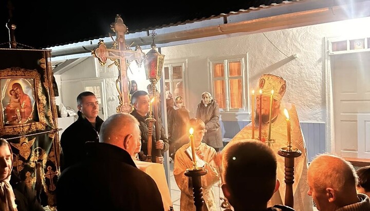 Στο Μιχάλτσε η διωκόμενη κοινότητα της ΟΠΕ γιόρτασε το Πάσχα σε αγροτικό σπίτι