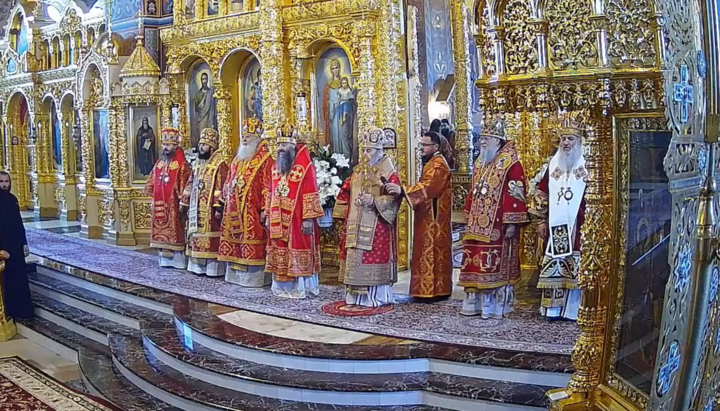 Богослужение в Банченском монастыре. Фото: скриншот ютуб-канала Банченского монастыря
